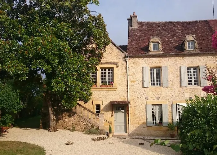 Rue Du Chateau Lalinde photo