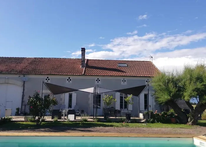 Maison Et Chambres D'Hotes De Campagne Les Trefles Saint-Martin-de-Gurçonの写真