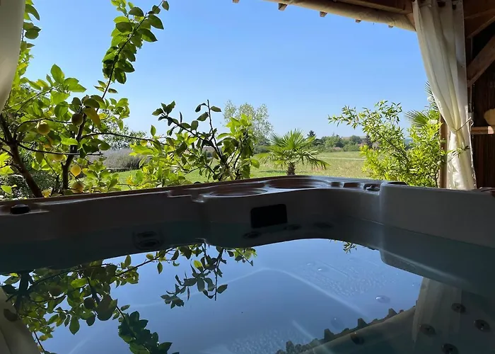 La Ferme De La Croix - Chambres D'Hotes Avec Jacuzzi, Calme, Et Authenticite Saint-Avit-Sénieur foto