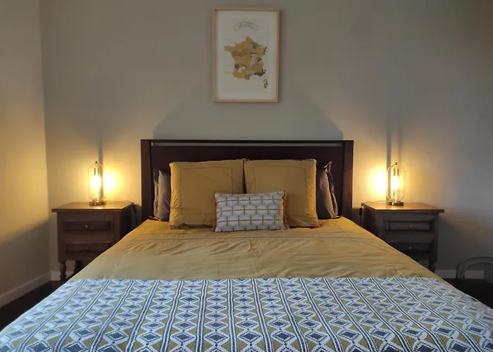 לינה וארוחת בוקר Belvès Planches Et Plonk תמונה