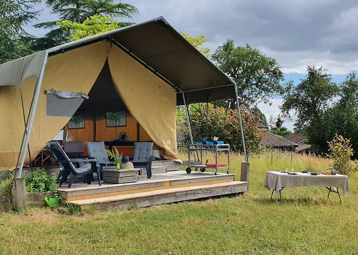 Simply Canvas Farm Saint-Jean-de-Duras照片