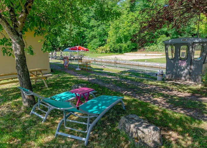 صورة فندق La Maison Berry, Hebergement Avec Petit-Dejeuner Puch-d'Agenais