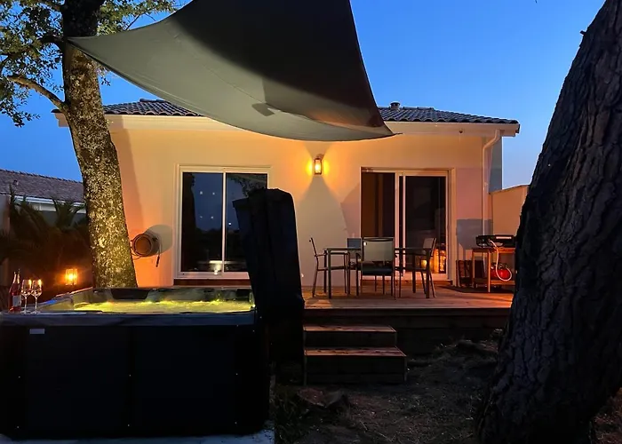 foto di Maison Vue Sur Vignes Avec Spa Jacuzzi Privatif Villa Cussac-Fort-Medoc
