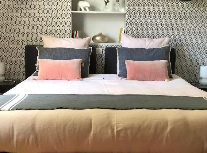 La Parenthese Bed & Breakfast Saubrigues photo
