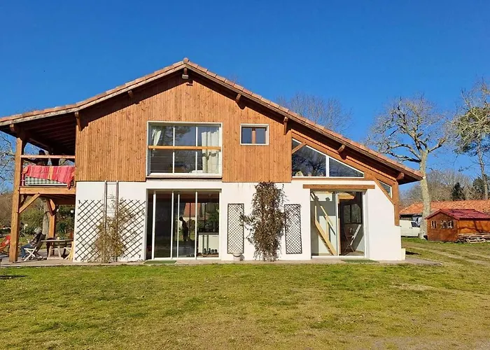 Villa Yonshala Garrosse Foto