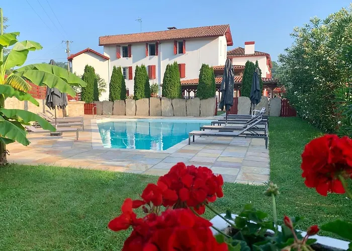 Hotel Restaurant Txistulari Itxassou photo