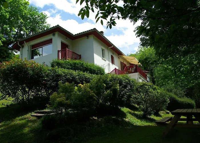 foto di Maison de charme Nature et Rivière au pays basque Esterençuby