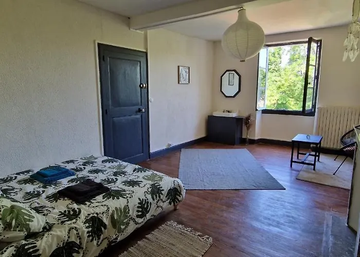 Spacieuse Suite Maison De Ville - 4 Personnes Oloron-Sainte-Marie photo