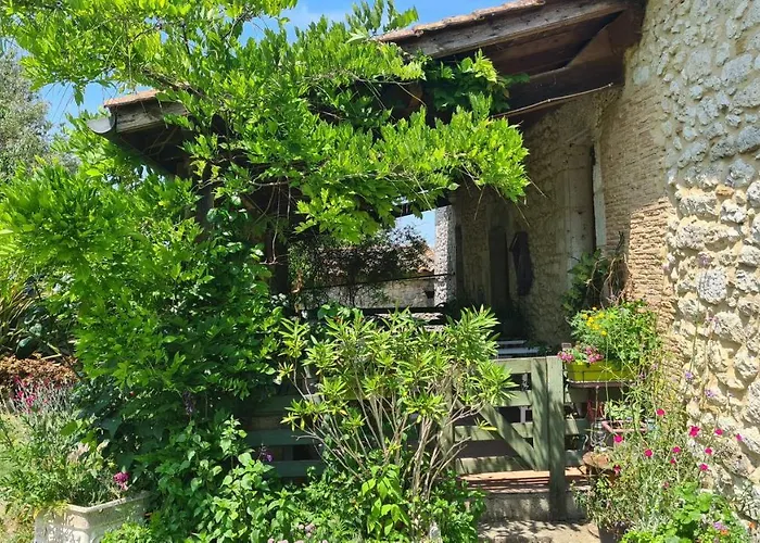 Bed and Breakfast Le Chant Des Oiseaux Tourliac zdjęcie