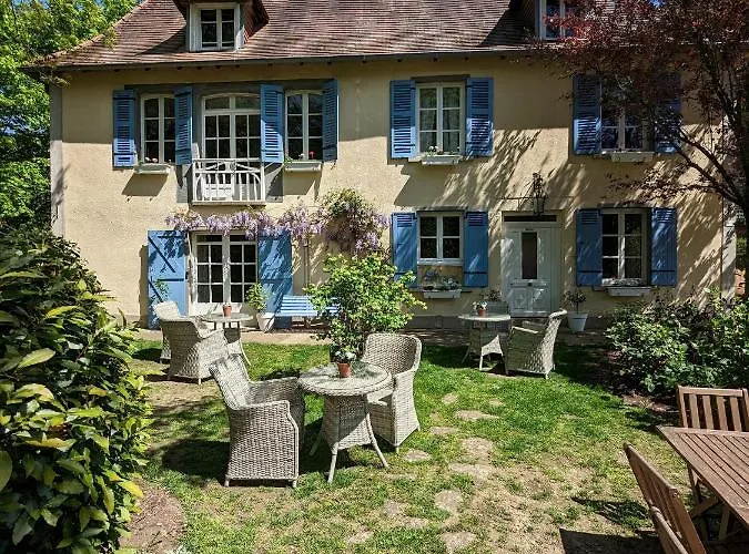 Sous Le Chateau - Romantic Riverside B&B Beneath A Medieval Chateau Jumilhac-le-Grand photo