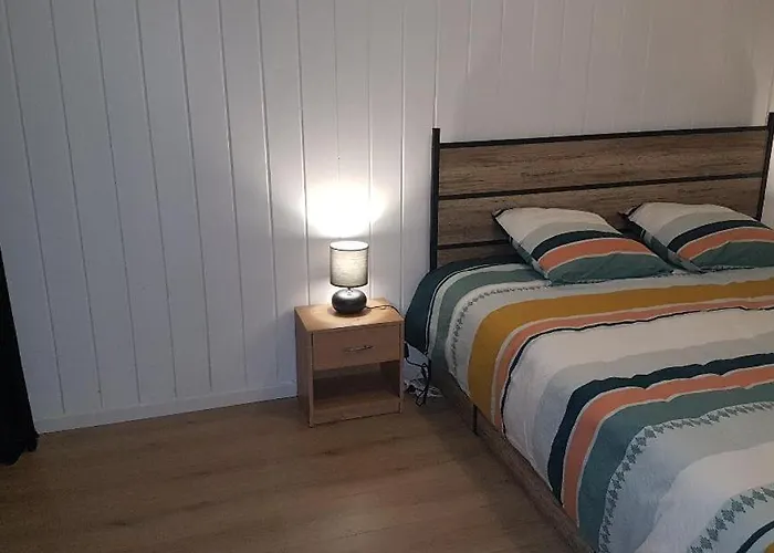 קסטלז'לו Grand Appartement Avec Jardin, En Coeur De Ville תמונה