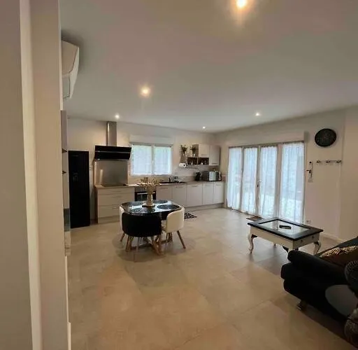Logement 2 Chambres Sur Propriete Prive De 3500M2 Cestas photo