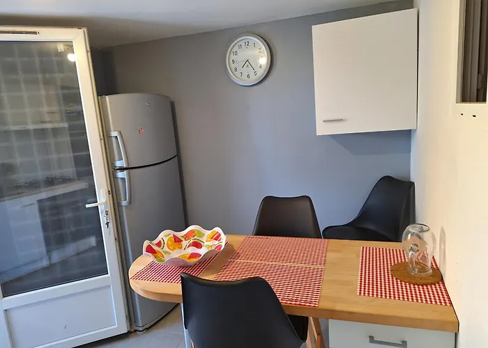 صورة Agreable Studio Tout Equipe Montsoué