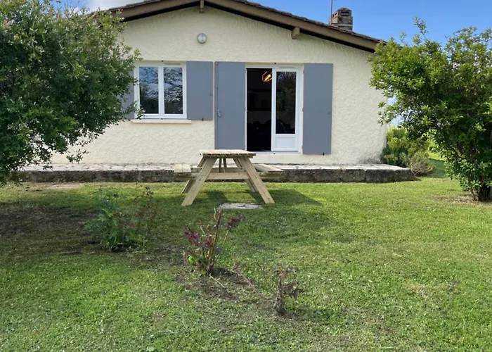 Annexe Du Chateau La Rose Des Vents Villa Puisseguin photo