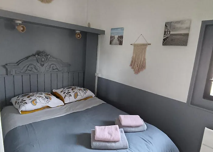 Suite Parentale Equipee En Rez-De-Jardin Le Haillan photo