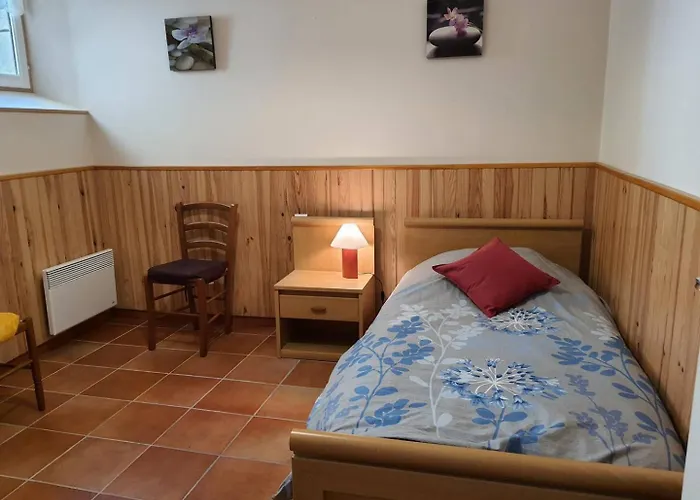 Maison Renovee A Reaup Lisse - Clevacances 2 Cles photo