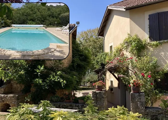 Maison Traditionnelle Au Coeur D'Une Ferme Besse  photo