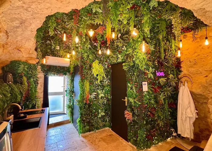 La Grotte Fleurie - Classe 5 Etoiles Mussidan fotorgafie