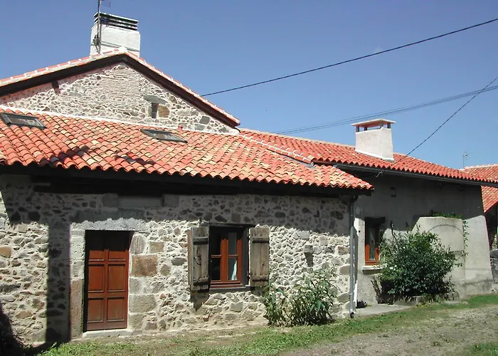 Фото Villa Gites Chambre D Hotes Avec Piscine Dordogne 2-4-6-8-10 Personnes Bussiere-Badil