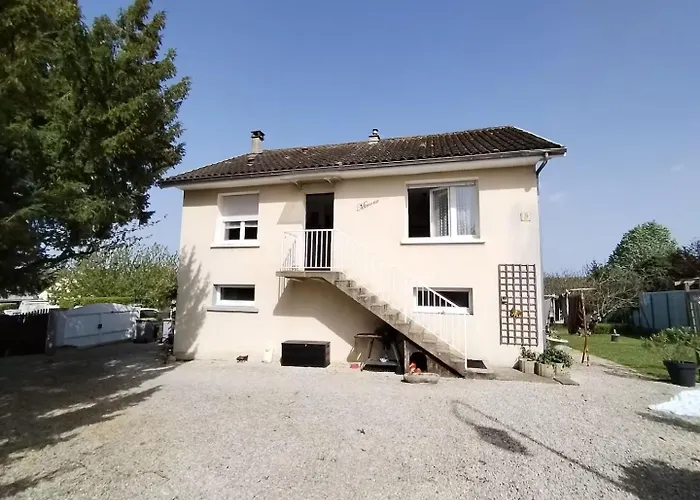 foto di Villa Chez Mimona Le Lardin-Saint-Lazare