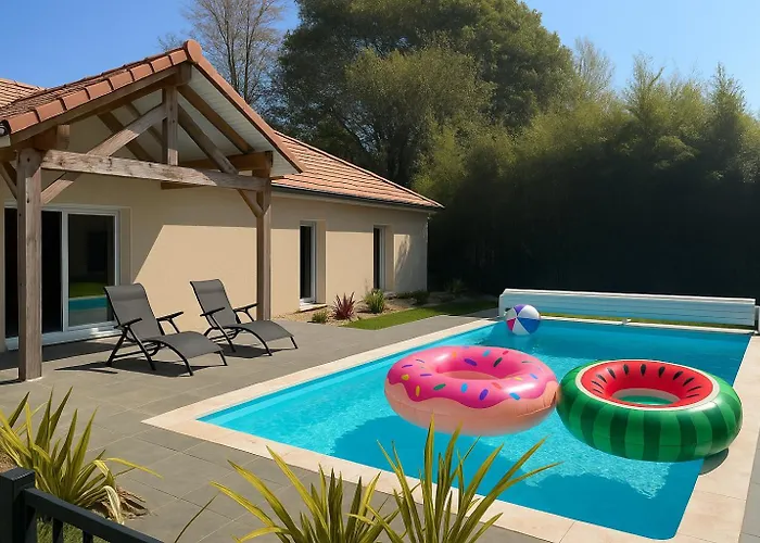 Le Chant Du Gave- Maison Neuve Lumineuse Avec Piscine- Riviere En Contrebas Du Jardin Sauveterre-de-Bearn foto