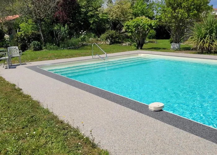 Logis Hotel La Cremaillere Hagetmau photo