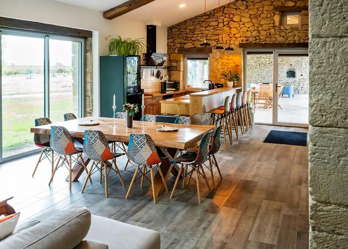 Photo de Le Gîte du Taureau Sainte-Gemme 