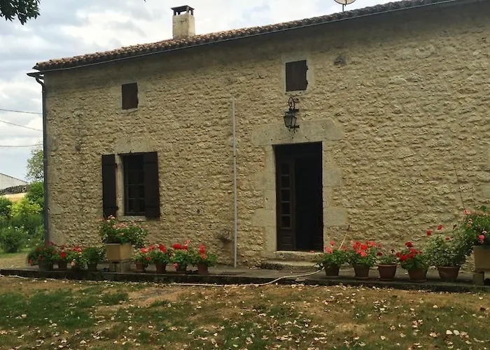 Poitevins Farmhouse - 5-Bedroom Holiday Home Near Duras Saint-Astier  fotorgafie