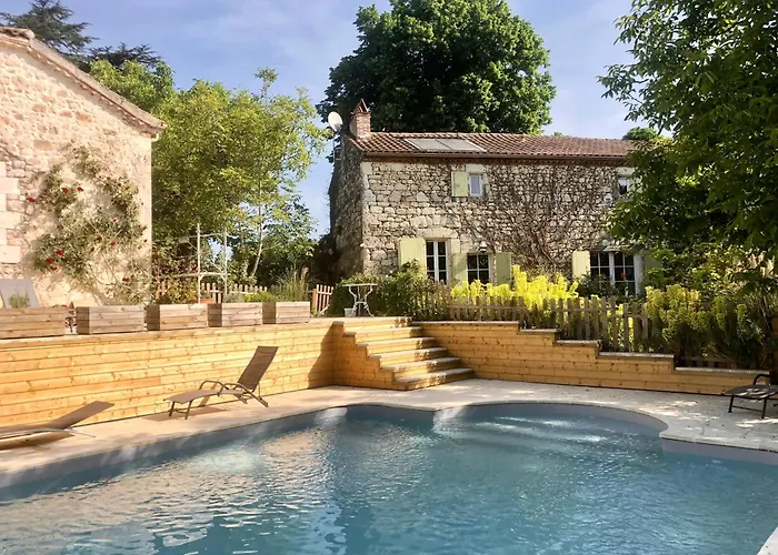 foto di Gîte de charme à la campagne Lusignan-Petit