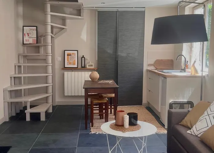 Petite Maison En Bois Sauternais Illats képek