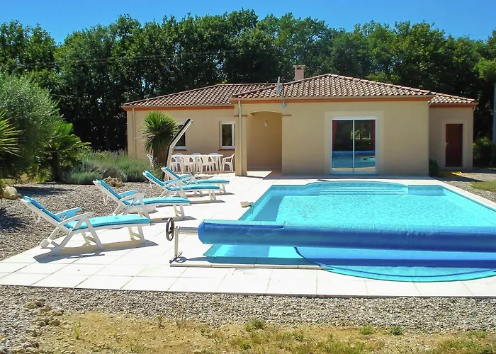 foto di Panoramic Poolside Villa La Croix-Blanche