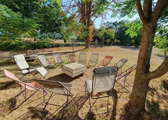 Chateau De Lacenne Sembas foto