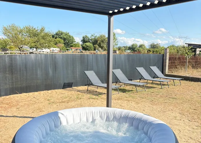 Maison Entiere Jacuzzi Reception Ouverte 7 7J Et 24 24H Ambares-et-Lagrave Foto