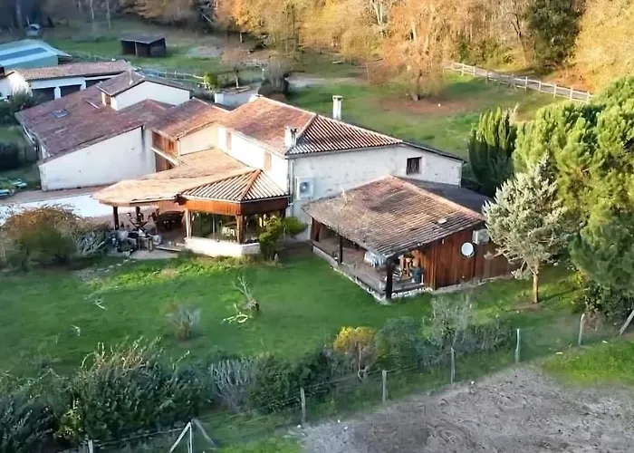 Gite Familial Calme Avec Piscine, Vue Sur Les Chevaux Ambrus zdjęcie