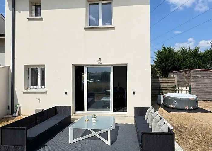 Maison Entiere Jacuzzi Reception Ouverte 7 7J Et 24 24H Ambares-et-Lagrave φωτογραφία