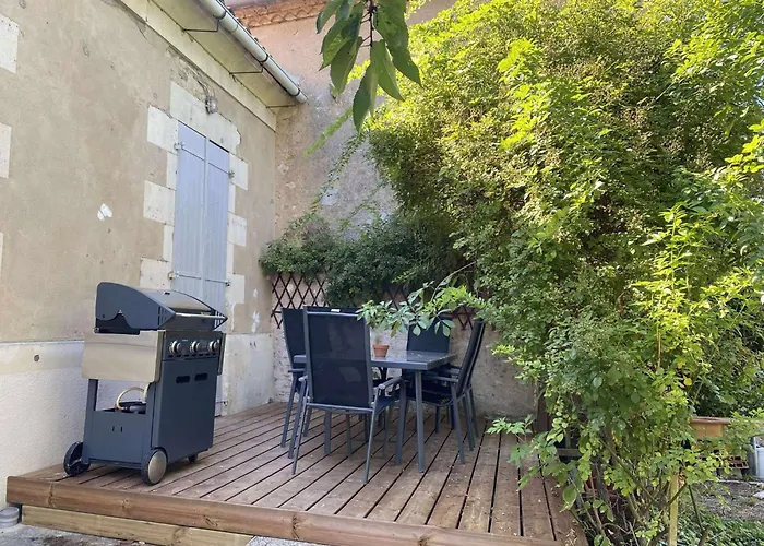 صورة فيلا Bienvenue Chez Lou Saint-Aubin-de-Blaye