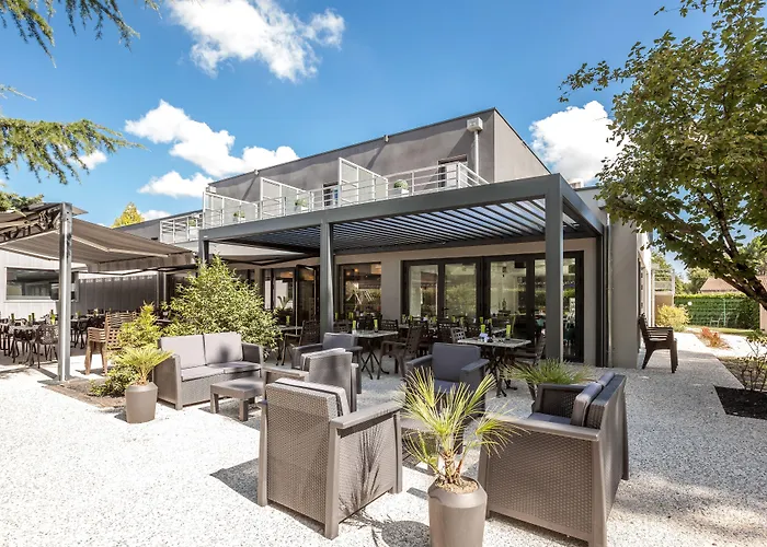 Logis Hotel Restaurant & Spa Au Comte D'Ornon Gradignan Foto