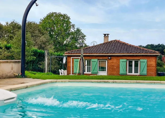 Photo de 2 Bedroom Cozy Home In Eyraud-Crempse-Maurens La Ressegue