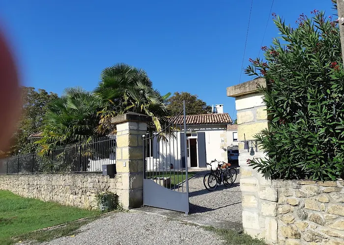 Bastida Villa Saint-Macaire foto