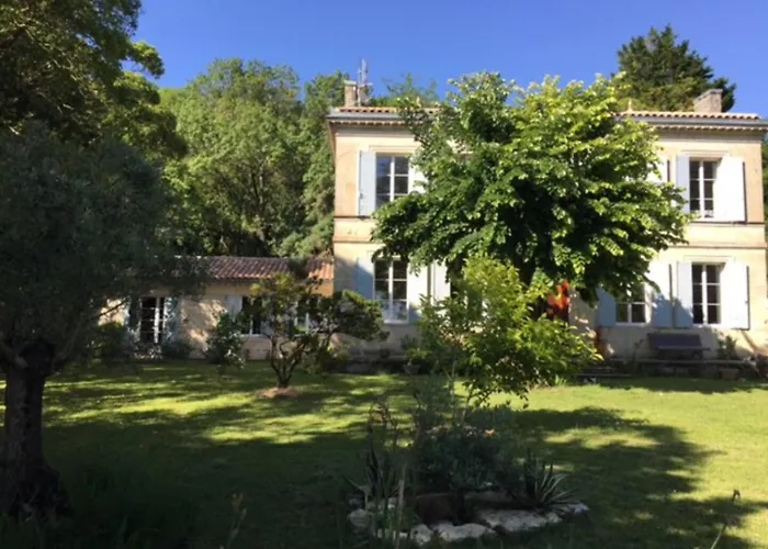 Cottage Du Capitaine Bayon-Sur-Gironde Foto