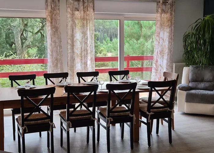 Calme Et Paisible Maison Au Milieu De La Foret Arx fotoğrafı