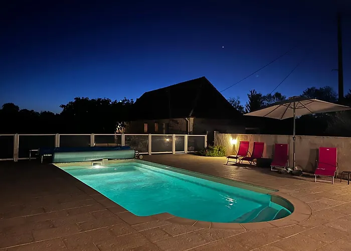 Gite De Born Avec Piscine Privee Au Coeur De La Campagne fotorgafie