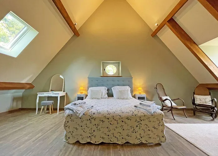 Maison En Pierre Avec Terrasse Paisible Et Piscine Chauffee - Fr-1-824-23 Beaugas fotoğrafı