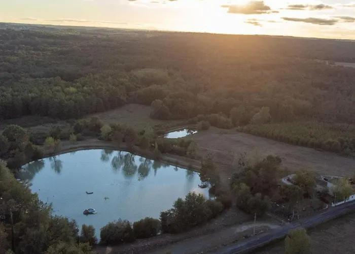 Mobil Home Avec Terrasse A Bayas Pour 6 Personnes - Api-1-52-941 zdjęcie