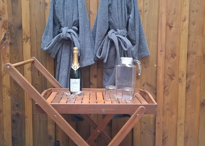 Branne  Charming Workshop With Jacuzzi Near Saint-Emilion 빌라 사진