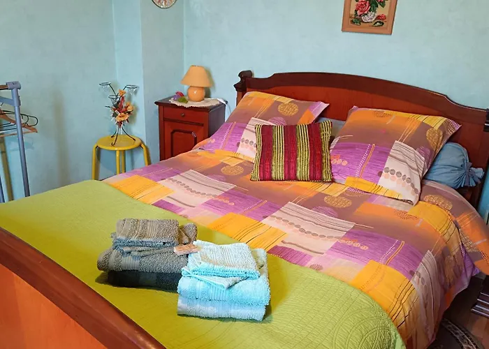 Chambres D'Hotes Chez Nous Nantheuil foto