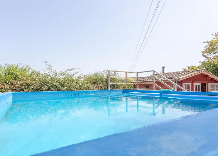 foto di Villa Peaceful Countryside Getaway Parbayse