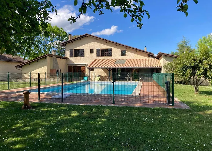Grande Maison Familiale Avec Piscine Cloturee, Ideale Enfants, Proche Bordeaux Carignan-de-Bordeaux foto