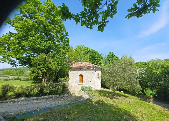 Fermette Et Son Spa Dans La Campagne Agenaise Madaillan foto