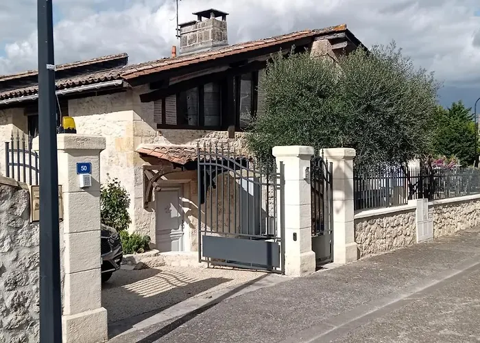 Au Plaisir De Vous Recevoir Abzac  foto